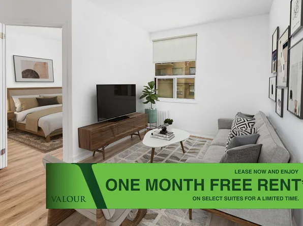 33 Gamble Ave #206, Toronto, ON M4K 2H4