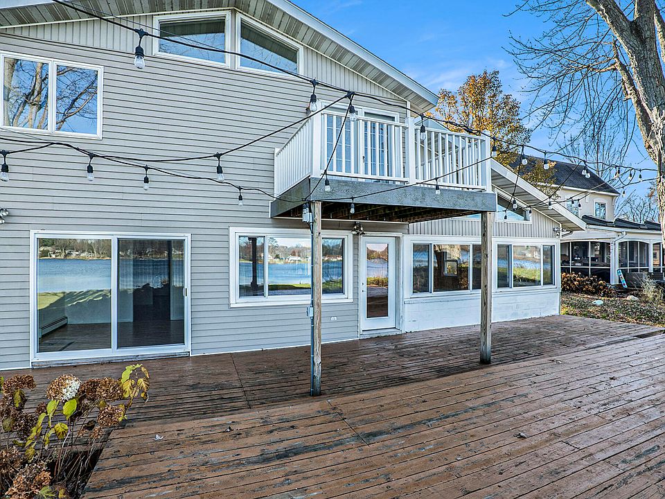 2511 Van Dyke St, Conklin, MI 49403 Zillow