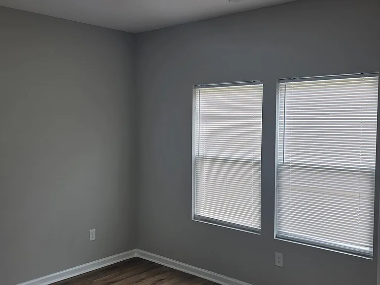 697 Armitage Way — Photo 4