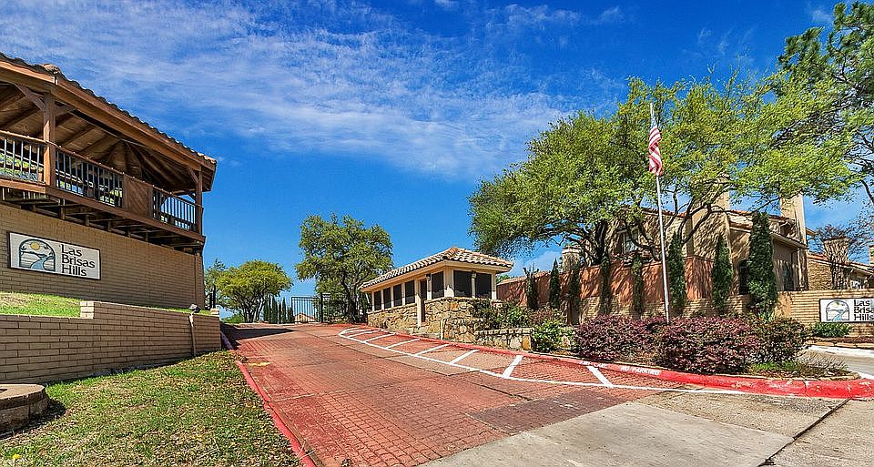 1st image of 2616 Encina Dr