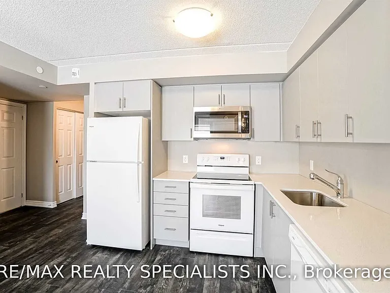 716 Main St E #702 — Photo 10