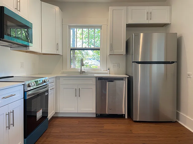2089 S Logan St — Photo 13