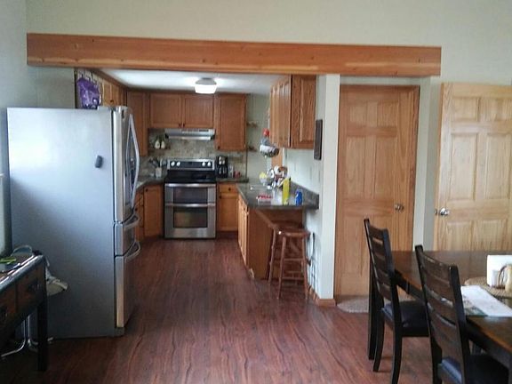 5th image of 1022 East St