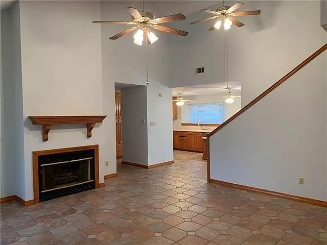 43184 Naples Dr — Photo 4