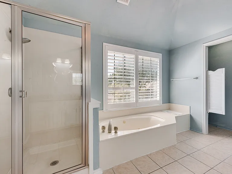 2606 Hickory Bend Dr — Photo 10