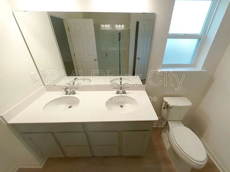 227 Boulder Ln — Photo 16