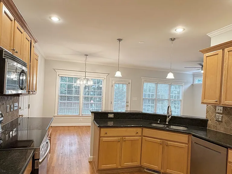 605 Scotts Ridge Trl — Photo 12