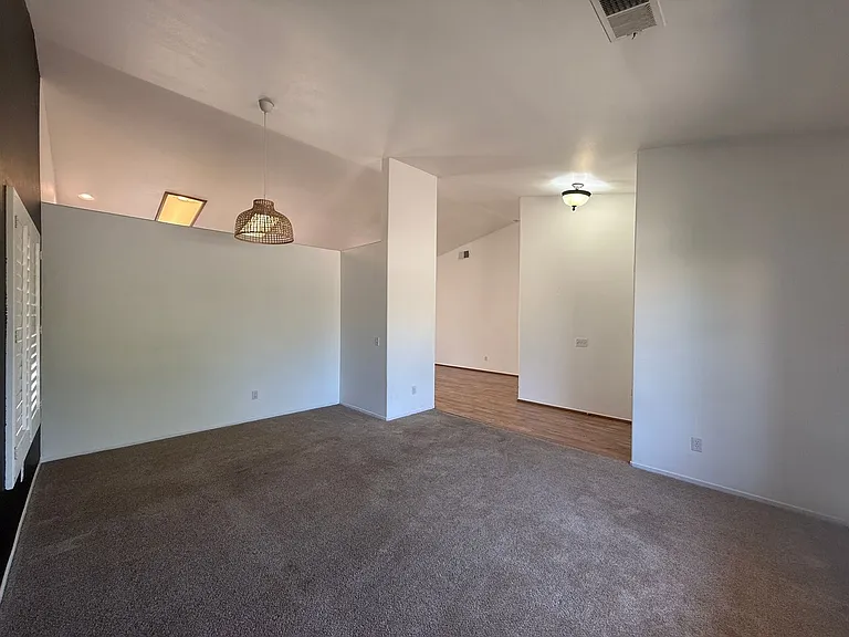42472 Plains Dr — Photo 3