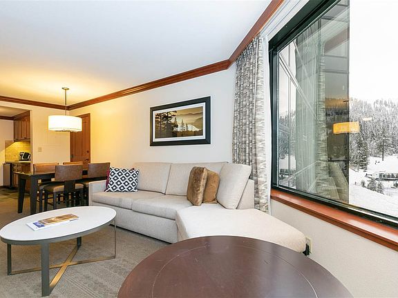 2nd image of 400 Squaw Creek Rd #438/440
