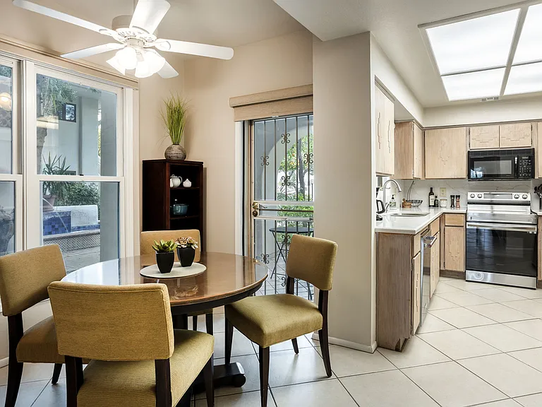 5200 S Lakeshore Dr #128 — Photo 3
