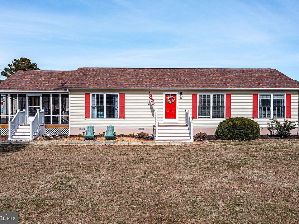 1st image of 61 Harvey Ln