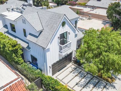 4242 Beethoven St, Los Angeles, CA, 90066