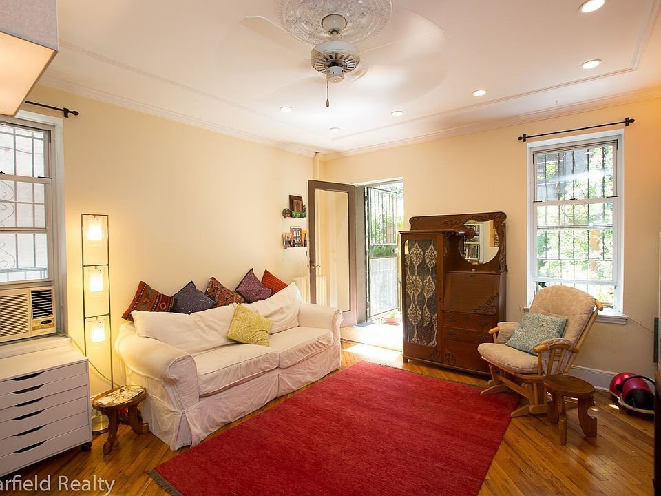 1st image of 280 Saint Johns Pl APT 1B