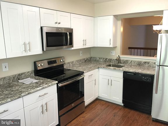 3rd image of 5177 King Charles Way
