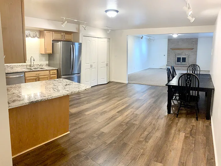 10512 N 5470 W — Photo 3