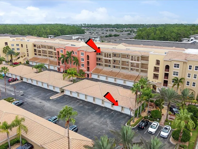 424 Luna Bella Ln #432 — Photo 4