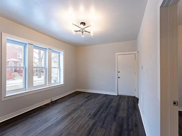 Kitchen Transition to Living Room