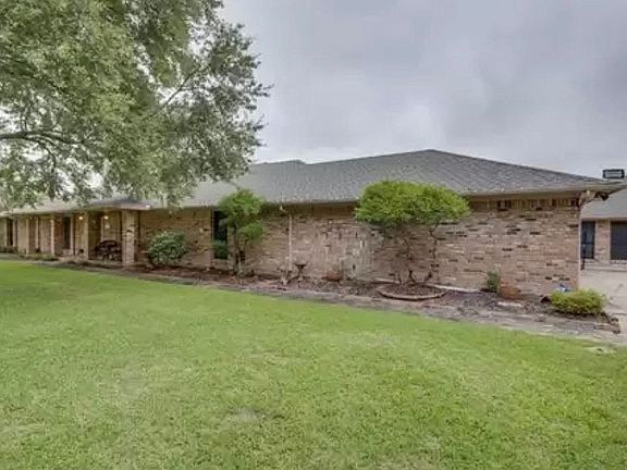 4th image of 13737 Hollow Creek Dr