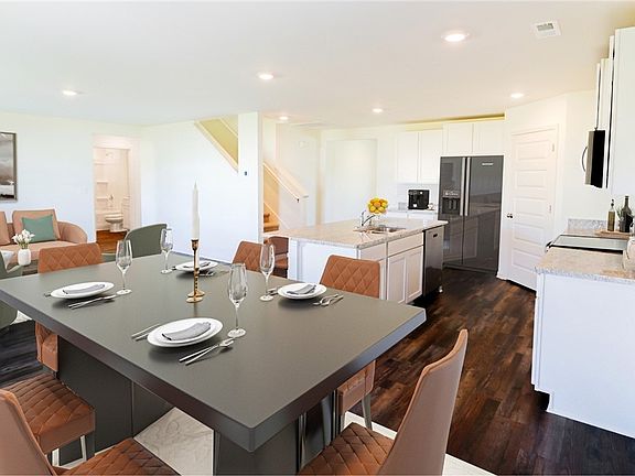 4th image of 4311 Henry Rd