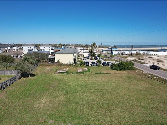4th image of 1218 Laguna Shores Rd