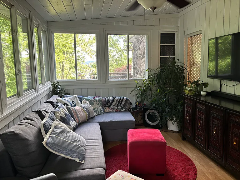 50 Walnut St — Photo 39