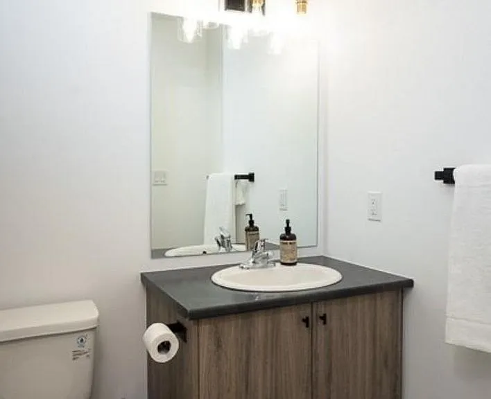 109 Gateland Dr — Photo 9