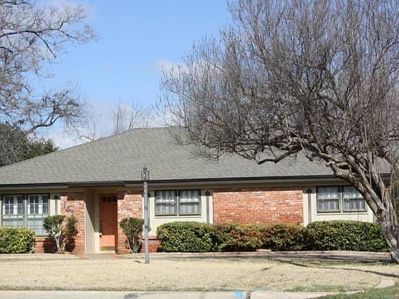 1st image of 1420 W Avenue J