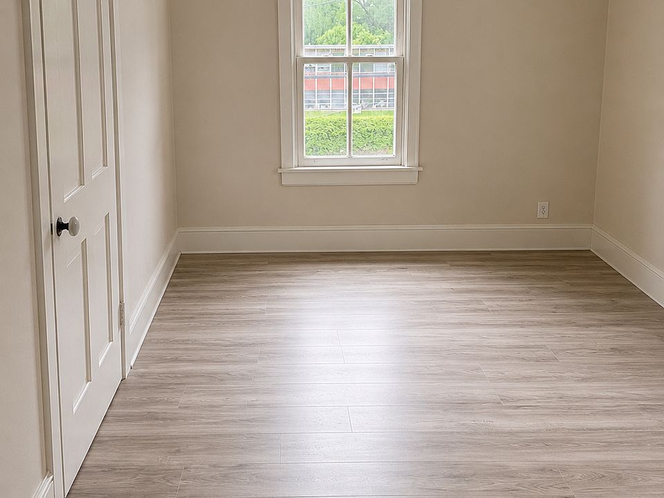 2nd image of 67 Vine St