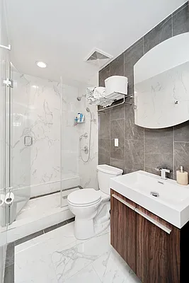 Rented by Living New York | media 17