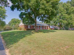 1192 Haywood Dr, Southaven, MS 38671