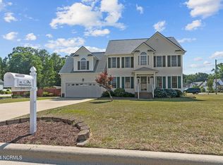 2808 Blossom Pl, Winterville, NC 28590