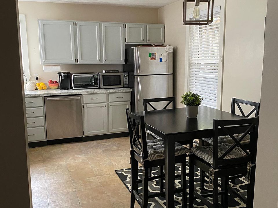 1st image of 40 Bow St #1