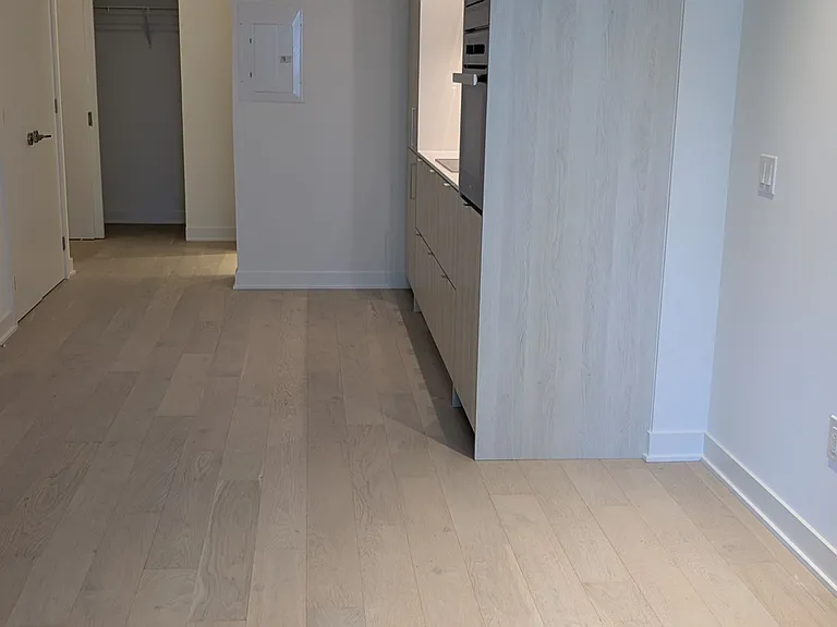 11 Yorkville Ave #1108 — Photo 13