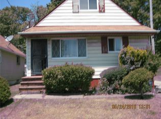 17529 Tarkington Ave, Cleveland, OH