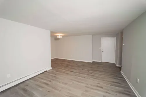 Enclave West Hartford / Parc West Photo 1