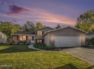 6363 Millbrook Rd, Maumee, OH 43537