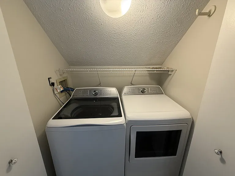 4009 Willowview Blvd — Photo 7