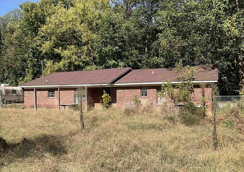 1st image of 168 Gin House Lake Rd