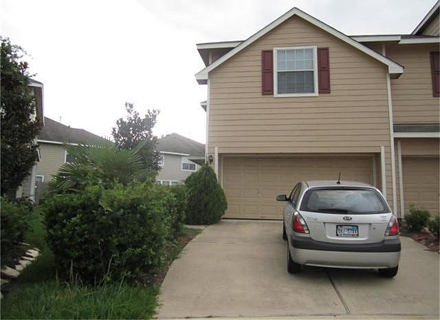 1st image of 16215 Greenport Ln