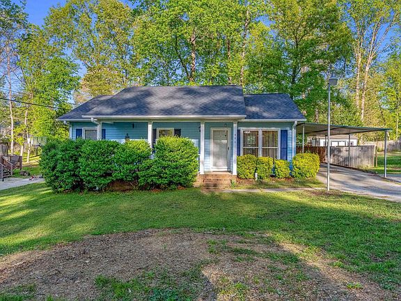 2nd image of 506 Willow Branch Dr