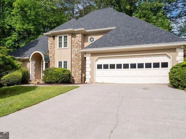 1593 Brynwood Ct NW, Acworth, GA 30101