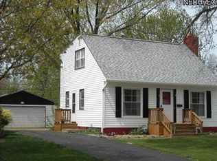 256 Erieview Blvd, Sheffield Lake, OH