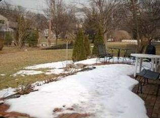 2596 Cheswick Dr, Troy, MI 48084