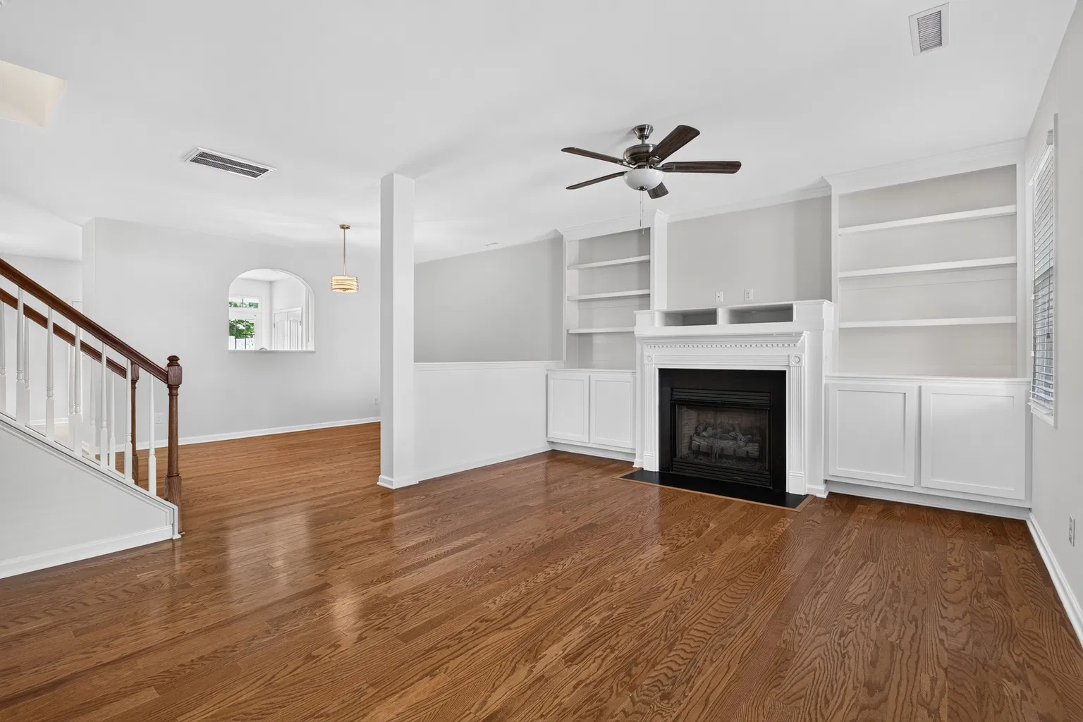 Real listing built-ins and hardwood floors at 1343 Still Monument Way