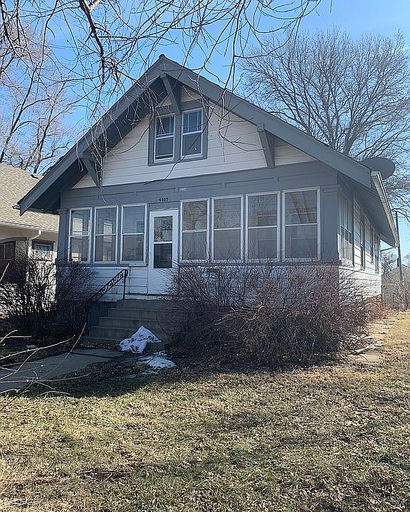 1st image of 4107 Grand Ave
