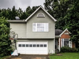345 Seneca Dr, Lawrenceville, GA 30044