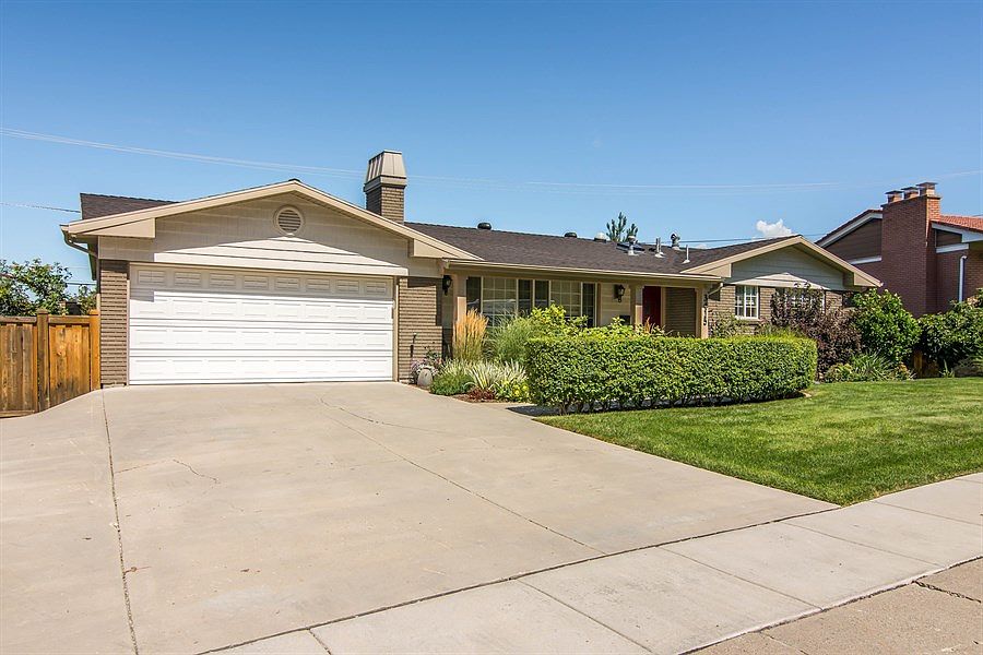 1st image of 3415 E Lorenvon Dr