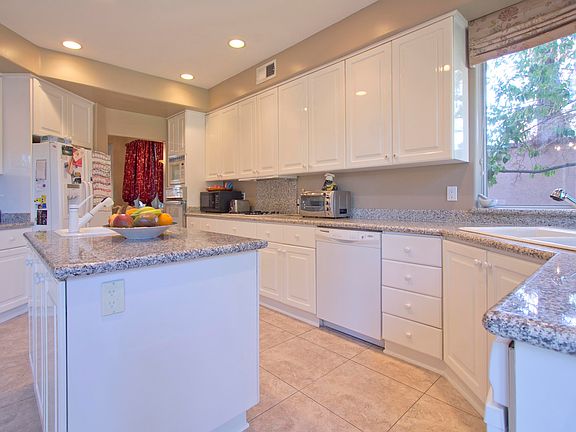 3rd image of 5730 Aura Ave