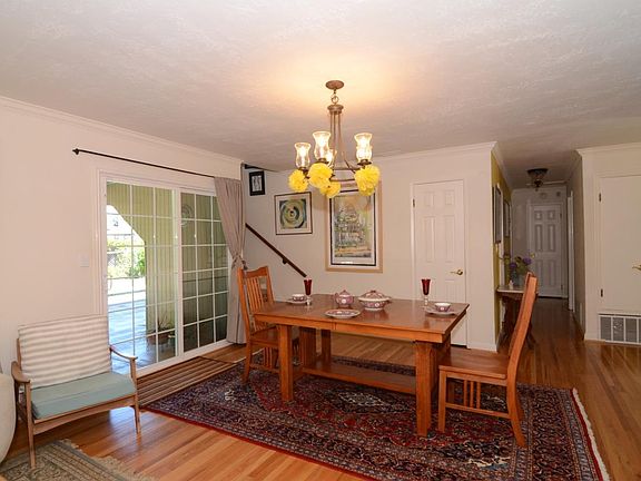 4th image of 14941 McVay Ave