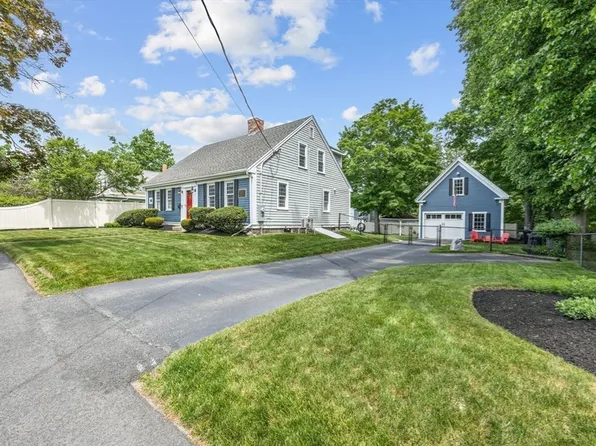 751 Washington St, Whitman, MA 02382